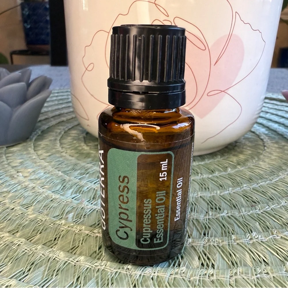 Cypress Essential Oil — DoTERRA, 15ml - Picture 2 of 15